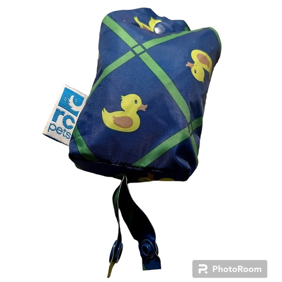 RC PETS | Packable Rain Poncho in Blue/Yellow Rubber Ducky Print, Size Medium - Picture 2 of 11